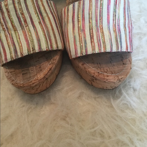 EUC Steve Madden wedges - Picture 2 of 4